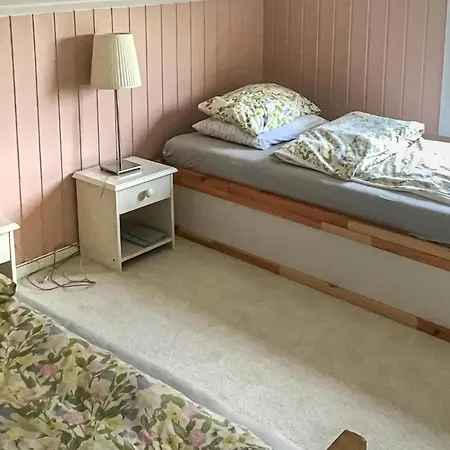 2 Bedroom Stunning In Flekkefjord