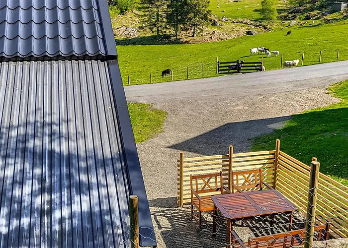 2 Bedroom Stunning In Semesterbostad